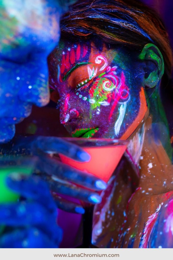 Paint and Sip - Paint in the Dark: UV Body Painting for Couples